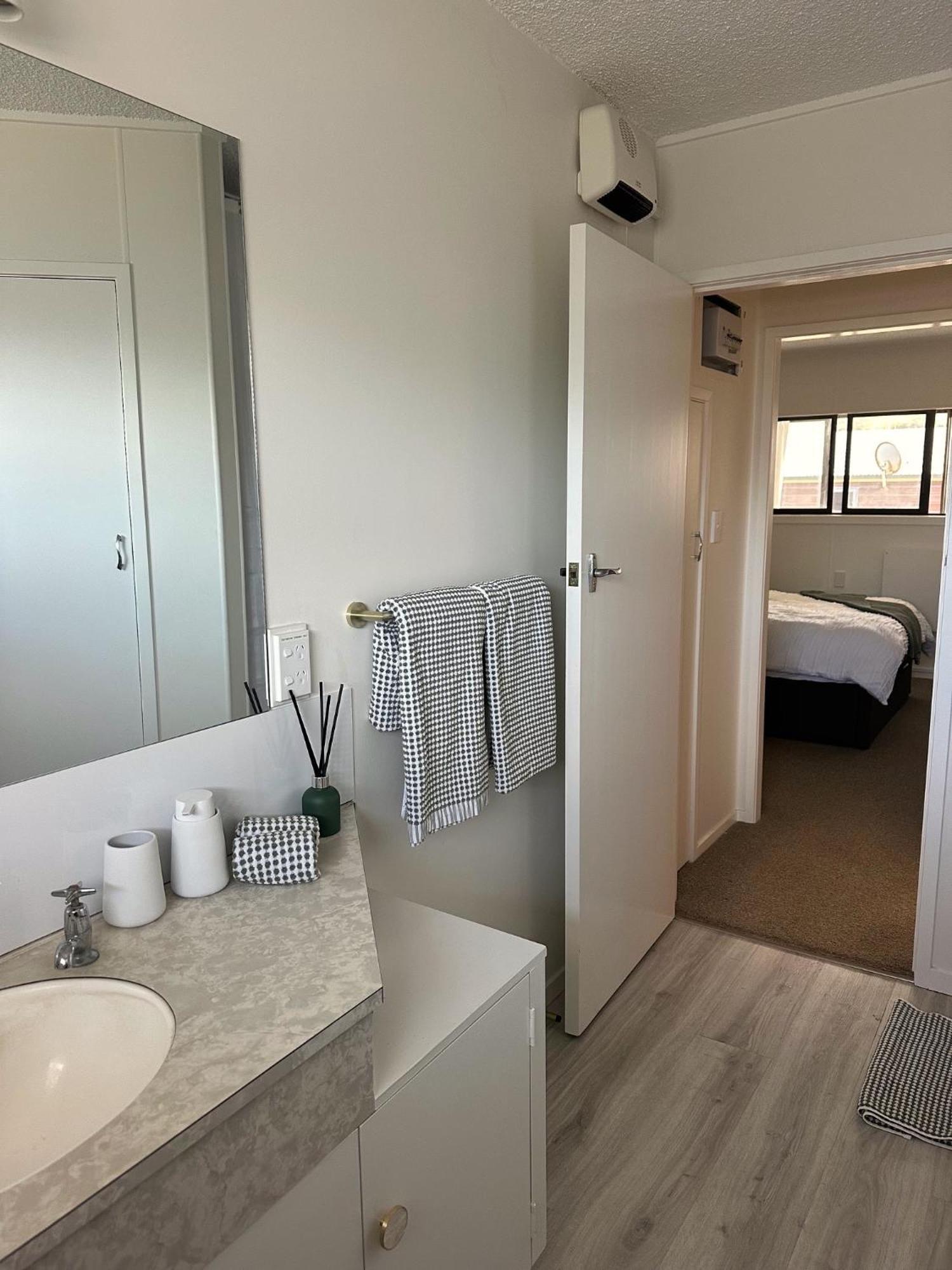Charm On Commons, Mauao Lägenhet Mount Maunganui Exteriör bild